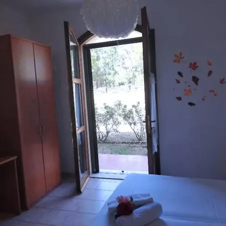 In Bb - Note Di Stelleresort In Marrubiu * Sant'Anna (Sardinia)